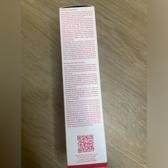Clarins Beauty Flash Peel - Picture 6 of 7